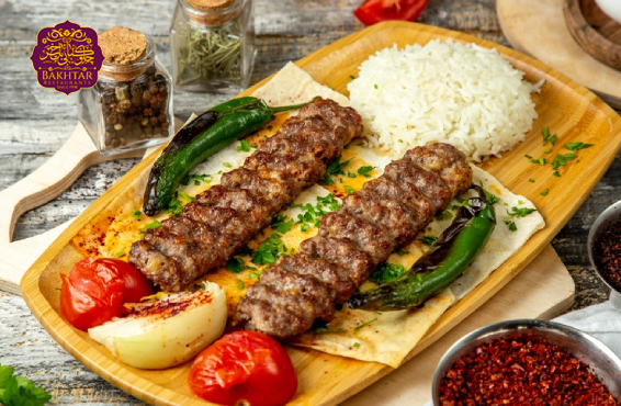 راهنمای جامع رستوران گردی در تبریز: کشف طعم‌های اصیل آذربایجان در سال ۱۴۰۴